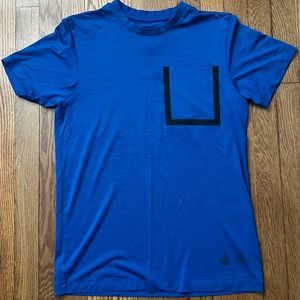 Nike ACG Pocket T-Shirt - Medium